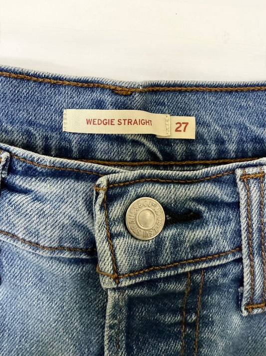 Levi's Wedgie Straight Jeans