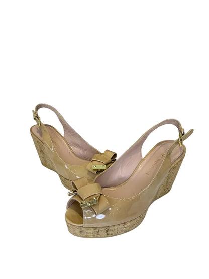 Stuart Weitzman Beige Patent Leather Wedge Sandals with Bow