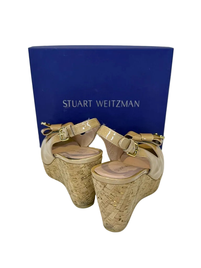Stuart Weitzman Beige Patent Leather Wedge Sandals with Bow