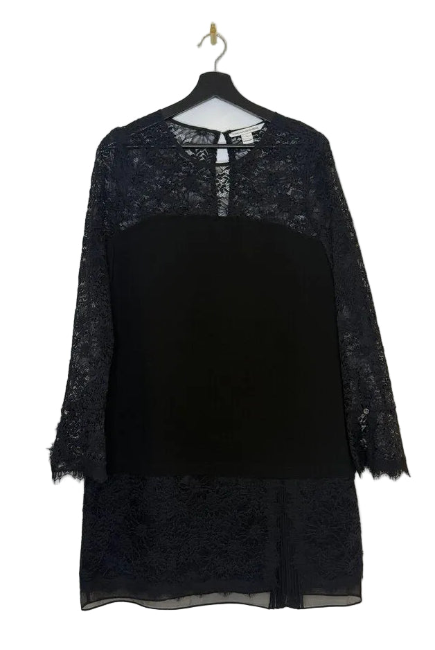 Elegant Black Lace Sleeve Dress
