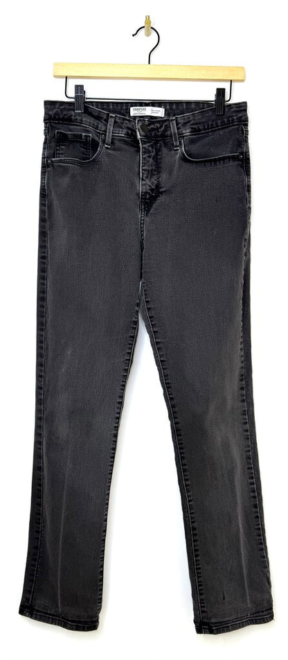 Levi Strauss Signature Totally Shaping Straight Jeans