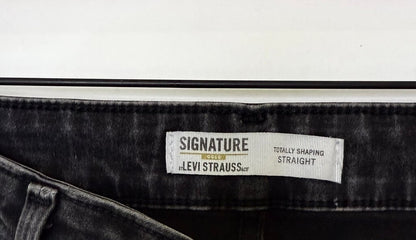 Levi Strauss Signature Totally Shaping Straight Jeans