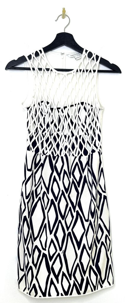 Diane von Furstenberg Sleeveless Dress with Navy Pattern
