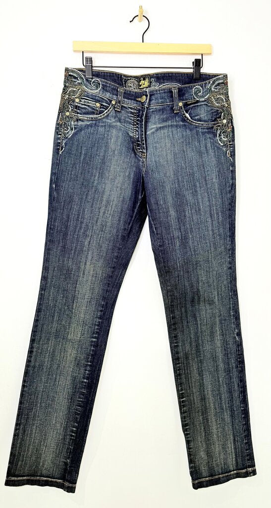 Capri Couture Women's Jeans with Embellished Pockets
